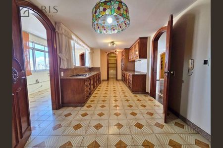 14_photo/94dce38af1.3b5166fd7bc52a54-ATLAS-e7a1d4b6-89e6-4f8d-b198-bcd3e636739a.jpg de apartamento à venda com 4 quartos, 373m² em Batel, Curitiba