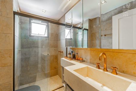 29_photo/94dce38af9.8dd2be06a111f6f7-ATLAS-1d2c9f6e-2d5f-49a5-bbe3-d7b7590f986f.jpg de apartamento à venda com 3 quartos, 303m² em Batel, Curitiba