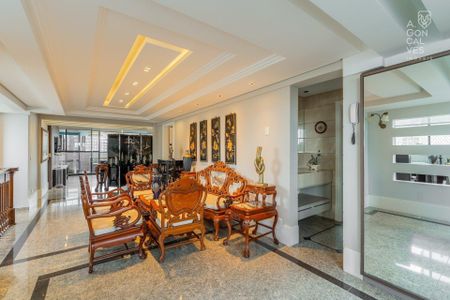 50_photo/94dce38af9.8dd2be06a111f6f7-ATLAS-9104f4e8-5541-4c6e-97eb-ad0e93c5af9a.jpg de apartamento à venda com 3 quartos, 303m² em Batel, Curitiba