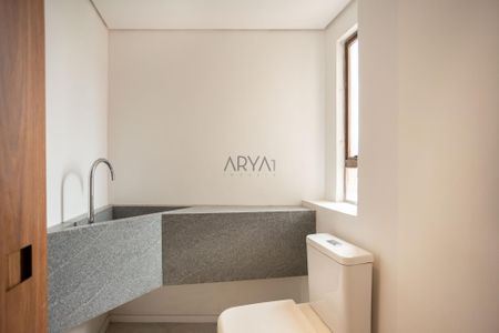 3_photo/94dce38b01.5325c0cc78ffdf26-ATLAS-4d27a331-2b2e-4a53-9c47-e2ba387eb3cd.jpg de apartamento à venda com 4 quartos, 271m² em Batel, Curitiba