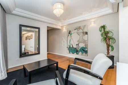 8_photo/94dce38b01.7b14635dc7f45449-ATLAS-2956437d-2bbc-4b02-87da-8e69329ee85c.jpg de apartamento à venda com 4 quartos, 271m² em Batel, Curitiba