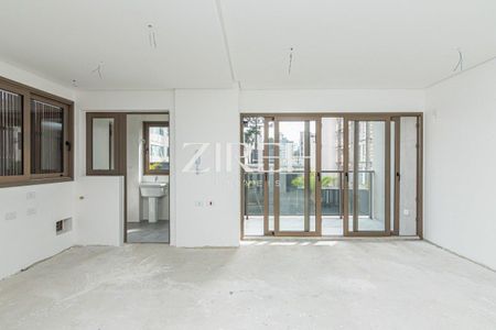 9_photo/94dce38b09.0f7eeb2df95438e8-ATLAS-706268e4-e1df-4800-b217-27712f544d4f.jpg de apartamento à venda com 3 quartos, 100m² em Batel, Curitiba