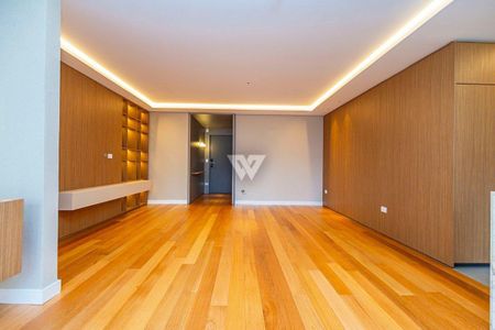 7_photo/94dce38b09.0f7eeb2df95438e8-ATLAS-718dfb47-36e4-44f2-8cc4-c0992aa2954a.jpg de apartamento à venda com 2 quartos, 99m² em Batel, Curitiba