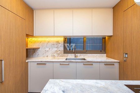 9_photo/94dce38b09.0f7eeb2df95438e8-ATLAS-95986295-0304-4f13-873b-36d4fc30d5ee.jpg de apartamento à venda com 2 quartos, 99m² em Batel, Curitiba