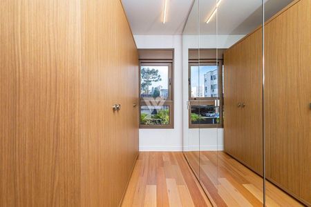 17_photo/94dce38b09.0f7eeb2df95438e8-ATLAS-ef3f2e83-0a0f-4f8b-9bc9-59f02325efb9.jpg de apartamento à venda com 2 quartos, 99m² em Batel, Curitiba