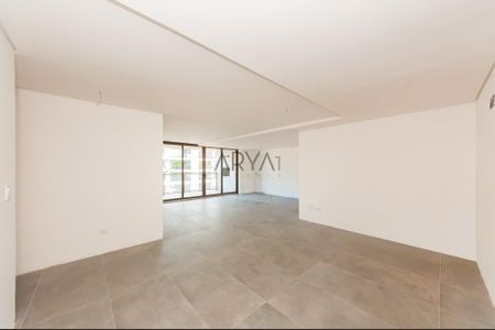 11_photo/94dce38b09.e6e301257a49495c-ATLAS-8d12bf70-9354-4391-899e-e2e39b52e2e1.jpg de apartamento à venda com 2 quartos, 129m² em Batel, Curitiba