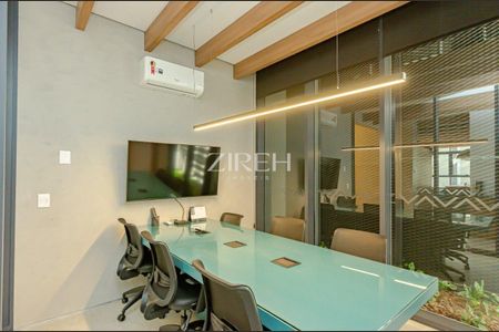 6_photo/94dce38b21.2ed07d23bedebfbe-ATLAS-2e210b93-2c21-41f0-80e0-c0ca44e34ee1.jpg de apartamento à venda com 1 quarto, 53m² em Centro, Curitiba