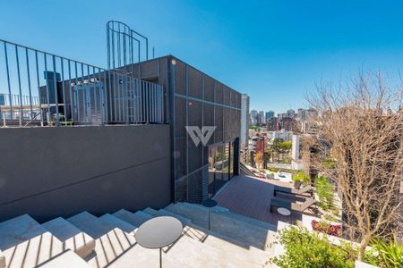 45_photo/94dce38b21.37f3dc474bd7109b-ATLAS-6899ba42-c3a2-45d3-a5de-fe4fdc3f01b6.jpg de apartamento à venda com 2 quartos, 78m² em Centro, Curitiba