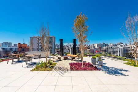 18_photo/94dce38b21.6225e338f892e9d5-ATLAS-18bcb4e2-97d3-41af-9324-bdc179b830cc.jpg de apartamento à venda com 2 quartos, 78m² em Centro, Curitiba