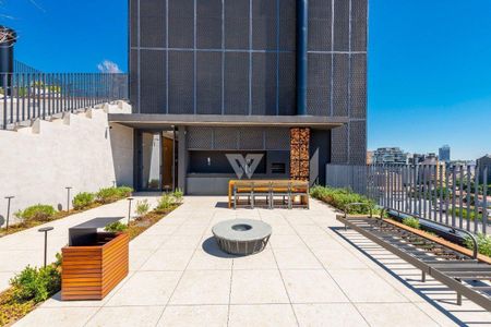 19_photo/94dce38b21.6225e338f892e9d5-ATLAS-dcce55a6-8010-4c67-8d1d-71e49ca23a50.jpg de apartamento à venda com 2 quartos, 78m² em Centro, Curitiba