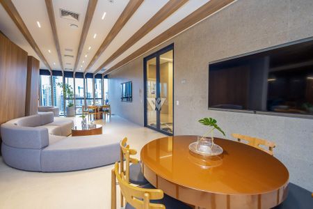 4_photo/94dce38b21.d676834c5dc0551e-ATLAS-42f0de4e-96e4-4aeb-9fd5-14f85c78b73a.jpg de apartamento à venda com 1 quarto, 54m² em Centro, Curitiba