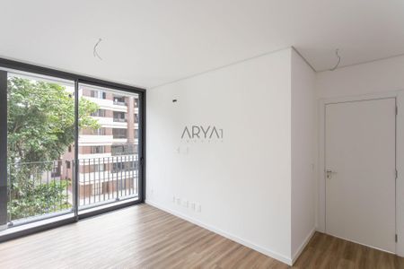 3_photo/94dce38b21.dbb4fdfd92a544ed-ATLAS-a71b9673-7146-4f06-9a02-ab777d8454d3.jpg de apartamento à venda com 2 quartos, 78m² em Centro, Curitiba