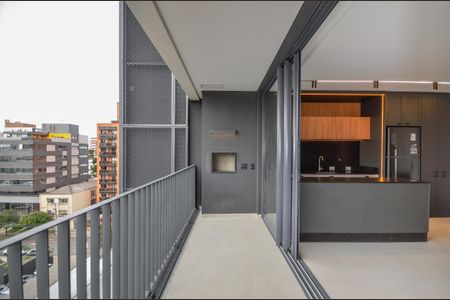 11_photo/94dce38b21.e02bbd74c619fcc4-ATLAS-0cf1d86f-fe7f-433b-941b-b00306e702dd.jpg de apartamento para alugar com 1 quarto, 54m² em Centro, Curitiba