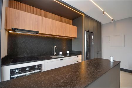 7_photo/94dce38b21.e02bbd74c619fcc4-ATLAS-491ae1f7-09a5-4e8a-90c0-3e1dd0e3b4be.jpg de apartamento para alugar com 1 quarto, 54m² em Centro, Curitiba