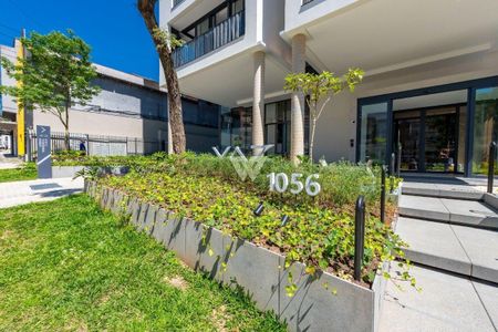 48_photo/94dce38b21.fbea8db8b35415ee-ATLAS-ea13646d-57d2-4ed7-b63a-e234f00a8dc9.jpg de apartamento à venda com 2 quartos, 78m² em Centro, Curitiba