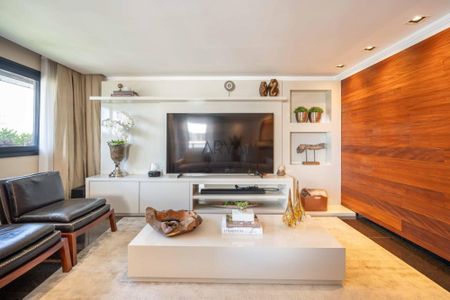 7_photo/94dce38ba1.c9b7d9694bd9e485-ATLAS-34eb2c35-52be-4e6f-bb06-574fc04709e6.jpg de apartamento à venda com 4 quartos, 220m² em Batel, Curitiba