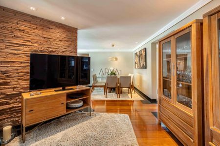 22_photo/94dce38ba1.c9b7d9694bd9e485-ATLAS-a7cd7ecb-f8e9-46b3-bdd2-26549ce65f67.jpg de apartamento à venda com 4 quartos, 220m² em Batel, Curitiba