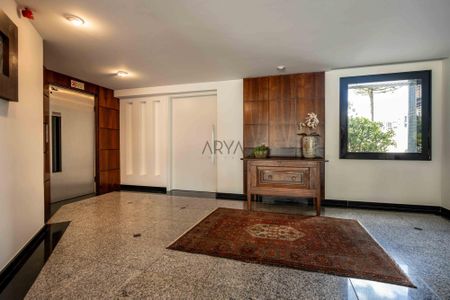 45_photo/94dce38ba1.c9b7d9694bd9e485-ATLAS-dc8ea449-f7c5-43bf-a8ca-b971816dce9d.jpg de apartamento à venda com 4 quartos, 220m² em Batel, Curitiba