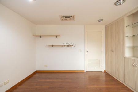 6_photo/94dce38bb7.f7a111aac2a6f4f2-ATLAS-c4ec24dc-4a5c-442a-95e9-42d14a6eaeb7.jpg de apartamento à venda com 4 quartos, 283m² em Batel, Curitiba