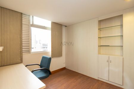 5_photo/94dce38bb7.f7a111aac2a6f4f2-ATLAS-ca680544-1f51-4fa6-8998-d4d3c0a3b55a.jpg de apartamento à venda com 4 quartos, 283m² em Batel, Curitiba