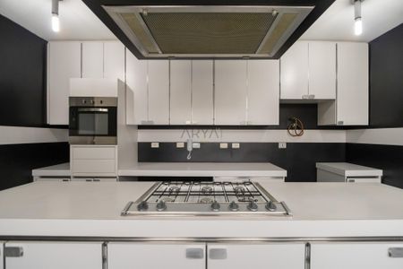 8_photo/94dce38bb7.f7a111aac2a6f4f2-ATLAS-e3ad6639-0e57-40b8-8117-0143e611ce03.jpg de apartamento à venda com 4 quartos, 283m² em Batel, Curitiba