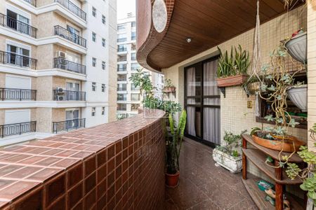 8_photo/94dce38bbf.919b131b9ebaae83-ATLAS-a27fae5f-876e-4f93-9275-235003b1bbb6.jpg de apartamento à venda com 3 quartos, 157m² em Batel, Curitiba