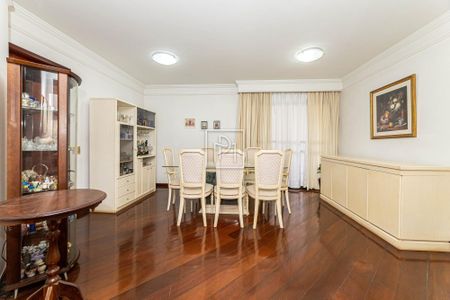 12_photo/94dce38bbf.919b131b9ebaae83-ATLAS-dc33fd00-aec8-40f5-adb1-13f761edc256.jpg de apartamento à venda com 3 quartos, 157m² em Batel, Curitiba