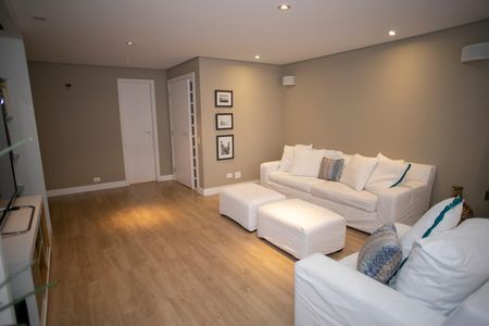 9_photo/94dce38bbf.f3189cc489d69288-ATLAS-391bc5f1-6224-4f16-aafa-cd29e6da1fc2.jpg de apartamento à venda com 3 quartos, 156m² em Batel, Curitiba