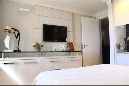 11_photo/94dce38bf7.f69813343084f5ab-ATLAS-b2ea7181-a66c-4bed-a44a-e80bbfcaab8a.jpg de apartamento para alugar com 4 quartos, 322m² em Batel, Curitiba