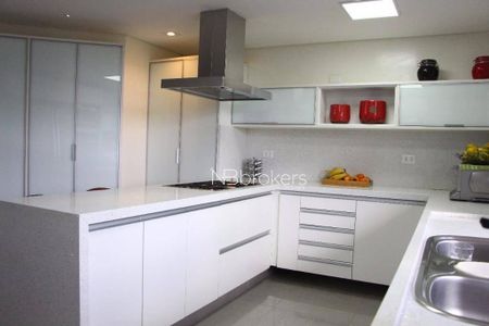 17_photo/94dce38bf7.f69813343084f5ab-ATLAS-b978ef4a-2cab-4f74-bd58-0abbbe9ce0fb.jpg de apartamento para alugar com 4 quartos, 322m² em Batel, Curitiba