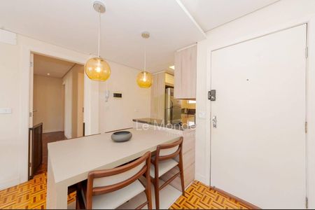 8_photo/94dce38c03.425062b3b2f8072d-ATLAS-ac9b545f-6b17-4eec-84ad-6789bd8d547e.jpg de apartamento à venda com 3 quartos, 84m² em Batel, Curitiba