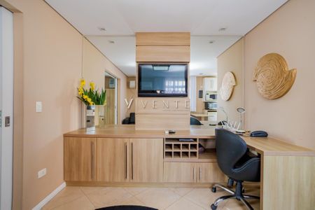 10_photo/94dce38c07.16e70c1eee340848-ATLAS-0ea939e5-e69f-4b14-9398-ab8c0d549a7b.jpg de apartamento à venda com 1 quarto, 41m² em Batel, Curitiba