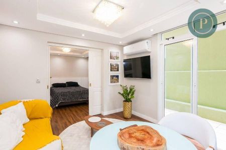 3_photo/94dce38c07.6b644ae94aa40c11-ATLAS-717f5a80-030b-4539-84c5-e5e71a44c817.jpg de apartamento para alugar com 1 quarto, 59m² em Batel, Curitiba