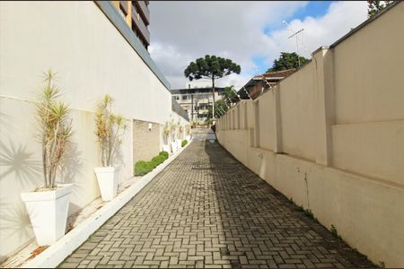 4_photo/94dce38c07.dd94e31cdf7930d5-ATLAS-84dc7d2c-1d4b-4182-a441-7ffd1cd3d422.jpg de apartamento para alugar com 1 quarto, 60m² em Batel, Curitiba