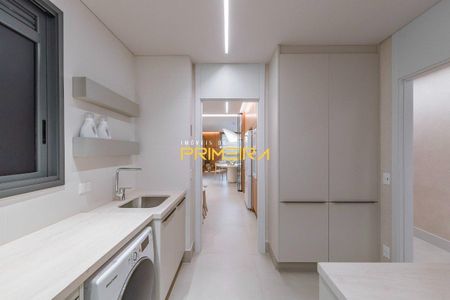 3_photo/94dce38c7b.2f15d505e37c7ac5-ATLAS-ea1fc77e-fdda-4e6e-a8e2-0e7315b09e46.jpg de apartamento à venda com 4 quartos, 293m² em Batel, Curitiba