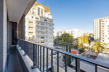 10_photo/94dce38c99.7d01d2ab176dea69-ATLAS-ce7a7232-7fca-4620-9565-d2f53d35ca1f.jpg de apartamento para alugar com 1 quarto, 34m² em Batel, Curitiba