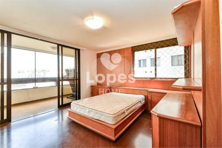 16_photo/94dce38c9f.c7048a8dc0618162-ATLAS-e96ca1df-7b4c-4ee8-a4e4-3dbe491864b4.jpg de apartamento à venda com 3 quartos, 255m² em Batel, Curitiba