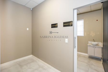 2_photo/94dce38d9f.c74d3e0c457d7f23-ATLAS-1a6f661e-e580-4319-ac95-08e8b1a652c9.jpg de casa para alugar com 5 quartos, 230m² em Batel, Curitiba