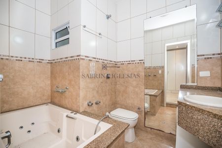 4_photo/94dce38d9f.c74d3e0c457d7f23-ATLAS-258c80e1-1cae-4d3c-be8c-1489e650d2ff.jpg de casa para alugar com 5 quartos, 230m² em Batel, Curitiba