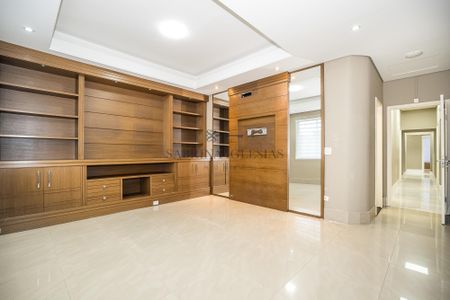 9_photo/94dce38d9f.c74d3e0c457d7f23-ATLAS-615f3db0-2f94-4875-8d11-530122e932ab.jpg de casa para alugar com 5 quartos, 230m² em Batel, Curitiba