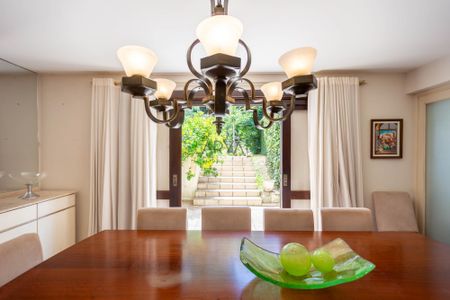 8_photo/94dce38de9.826aa08d214c4ef3-ATLAS-2a76abe3-e012-4bd2-af92-a7d9015c1b1a.jpg de casa à venda com 4 quartos, 545m² em Batel, Curitiba