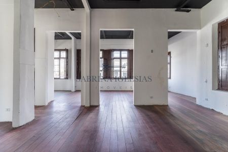 10_photo/94dce38e23.5adeb55f6c5903f2-ATLAS-92a41619-9bb2-4d42-8c8d-bf1d47822556.jpg de casa para alugar com 5 quartos, 308m² em Batel, Curitiba