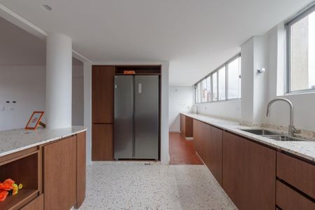 4_photo/94dce38e29.1644c5a59b13fcf5-ATLAS-22177ca2-7a75-48c7-8b34-4759dfb8f218.jpg de apartamento à venda com 3 quartos, 130m² em Batel, Curitiba