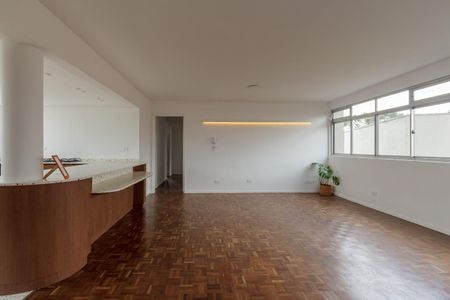 3_photo/94dce38e29.1644c5a59b13fcf5-ATLAS-3e5ec74e-3d7b-4596-ba3e-116b0e96cdbe.jpg de apartamento à venda com 3 quartos, 130m² em Batel, Curitiba