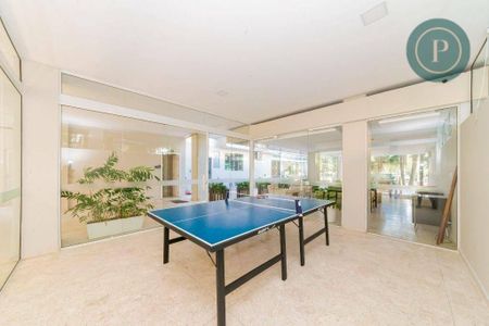 9_photo/94dce38e51.0d2ec085e27069b5-ATLAS-13c9e3e4-e35a-4239-8460-847b9acbd5c2.jpg de apartamento para alugar com 2 quartos, 195m² em Batel, Curitiba