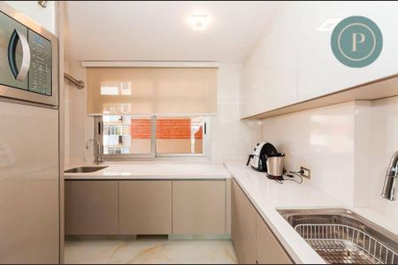 7_photo/94dce38e51.0d2ec085e27069b5-ATLAS-95578ca5-0567-4f2f-9aea-cb44c8aeb0b3.jpg de apartamento para alugar com 2 quartos, 195m² em Batel, Curitiba