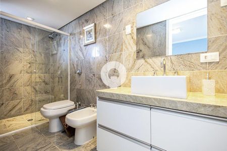 50_photo/94dce38f0d.70fed3faa30d4614-ATLAS-207328c4-d5bb-4553-8669-2d5ebc0f97d7.jpg de apartamento à venda com 4 quartos, 315m² em Água Verde, Curitiba