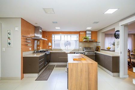 26_photo/94dce38f0d.70fed3faa30d4614-ATLAS-ec5a45e4-3ad2-447d-a0c4-ca71406ce737.jpg de apartamento à venda com 4 quartos, 315m² em Água Verde, Curitiba