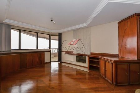 13_photo/94dce38f35.2a25b1e5efc4afac-ATLAS-8fee4378-67f3-4b89-b1cc-e1b511a4e262.jpg de apartamento para alugar com 4 quartos, 303m² em Batel, Curitiba