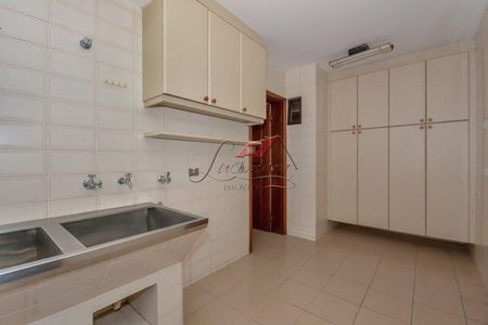 38_photo/94dce38f35.2a25b1e5efc4afac-ATLAS-a7645a22-7cf9-4e8b-b6e6-ce6201725f25.jpg de apartamento para alugar com 4 quartos, 303m² em Batel, Curitiba